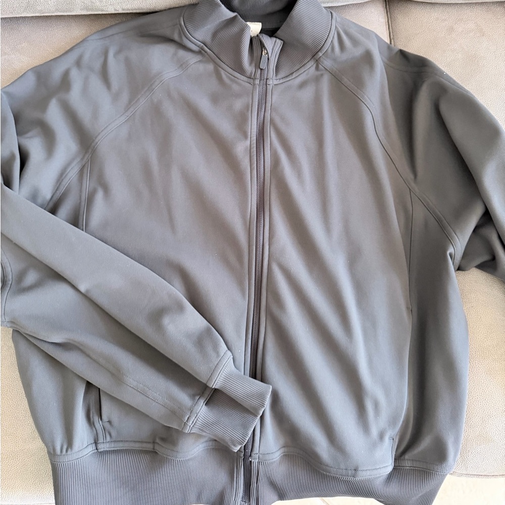 lululemon athletica Men's Gray Lightweight Full-Zip Jacket